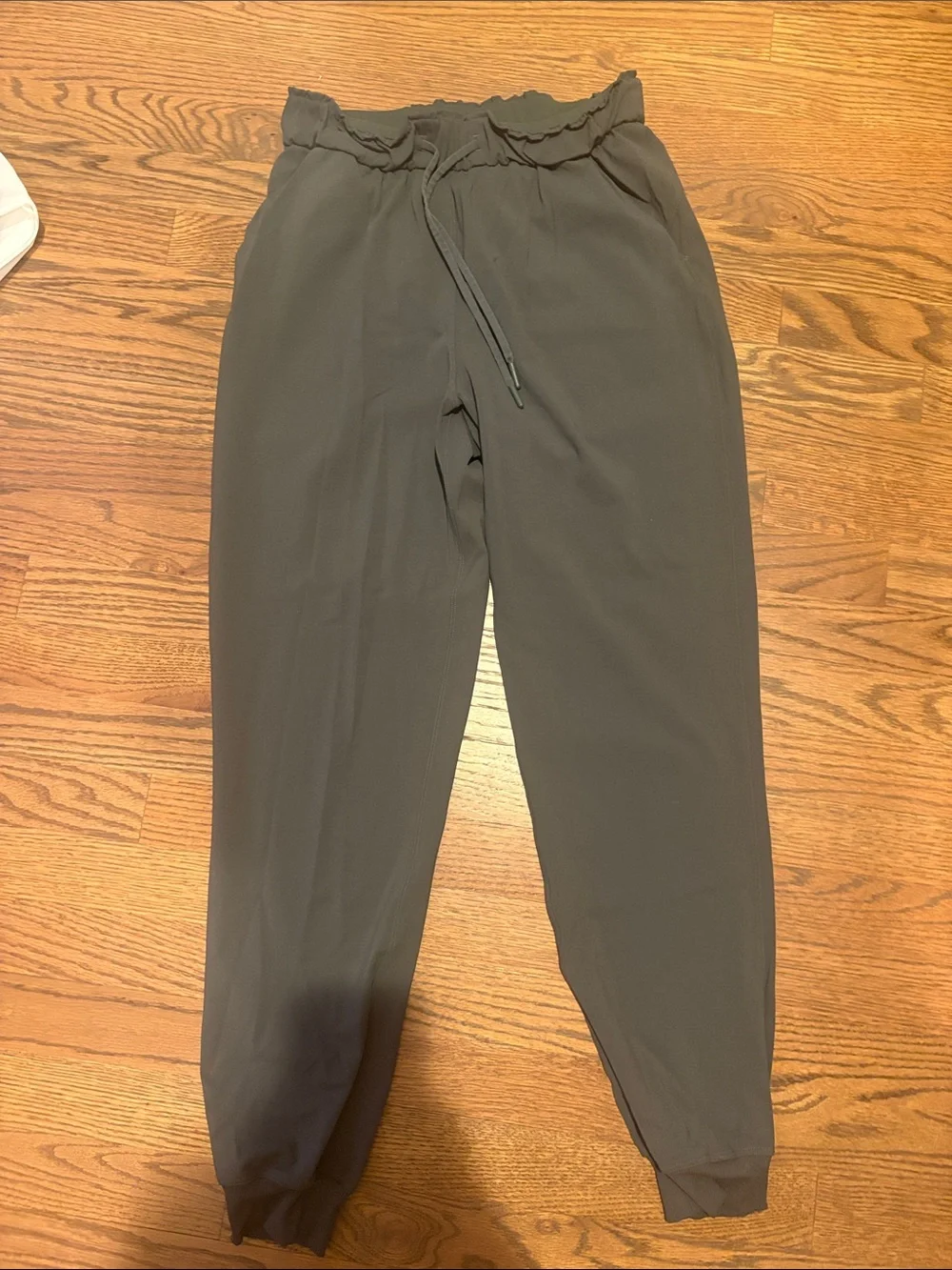 Lululemon Drawstring Waist Olive Green jogger